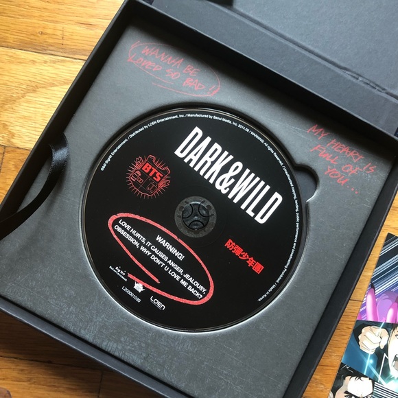 BTS signed album DARK & WILD - Picture 4 of 4